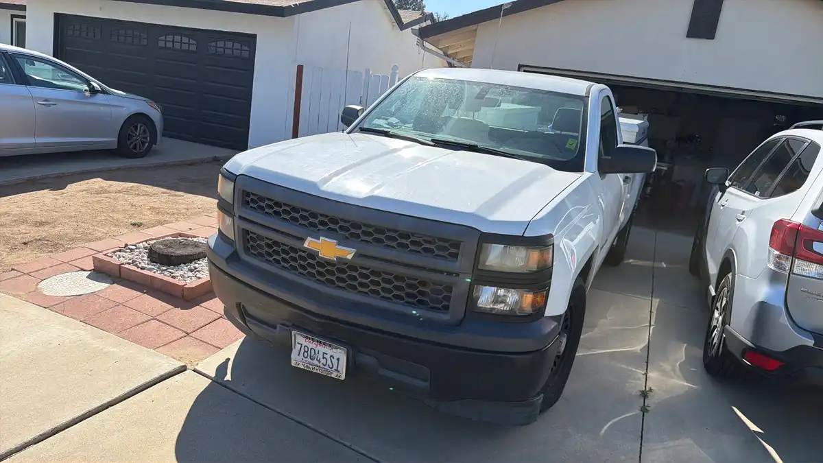 2010 Chevrolet Silverado 1500 4WD photo 1