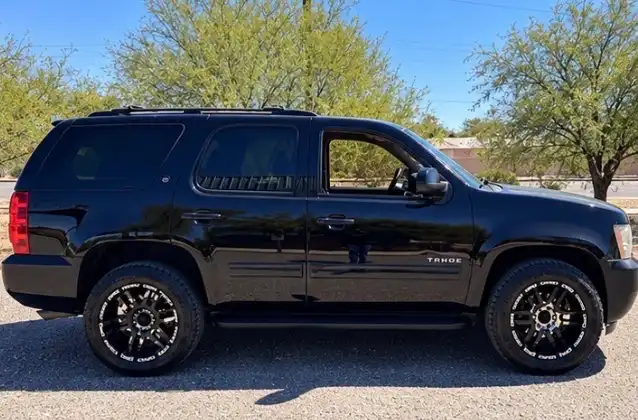 2012 Chevrolet Tahoe 2WD photo 1