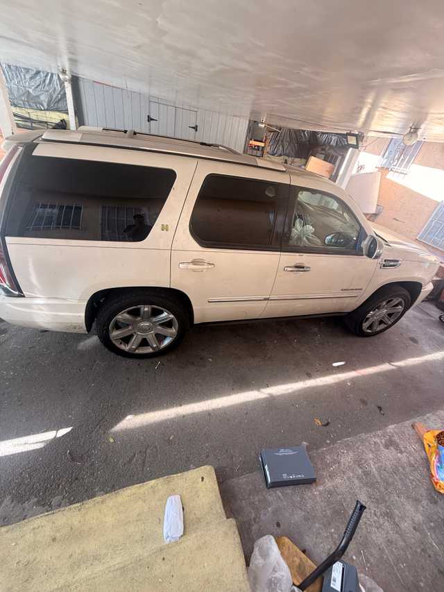 2012 Cadillac Escalade Hybrid 4WD for sale