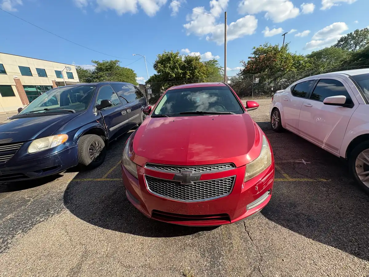 2011 Chevrolet Cruze photo 1
