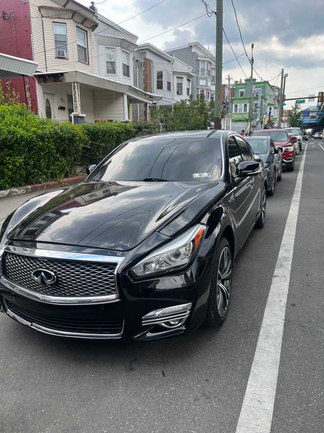 2017 Infiniti Q70 AWD for sale